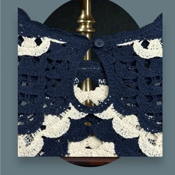 Vero Moda Open Crochet Knit Long Sleeve Sweater Top. Navy/White. Size: Large - Picture 11 of 11